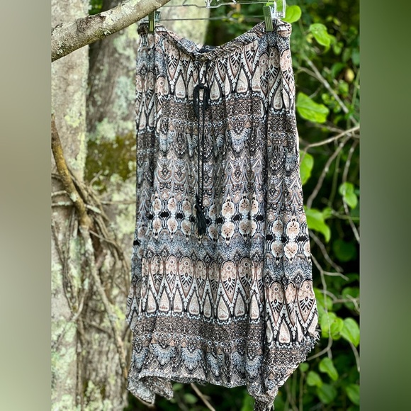 Tribal Print Neutrals Skirt - Picture 2 of 7